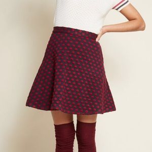 Knit A-Line skirt w/ pockets. Navy/red polka-dots